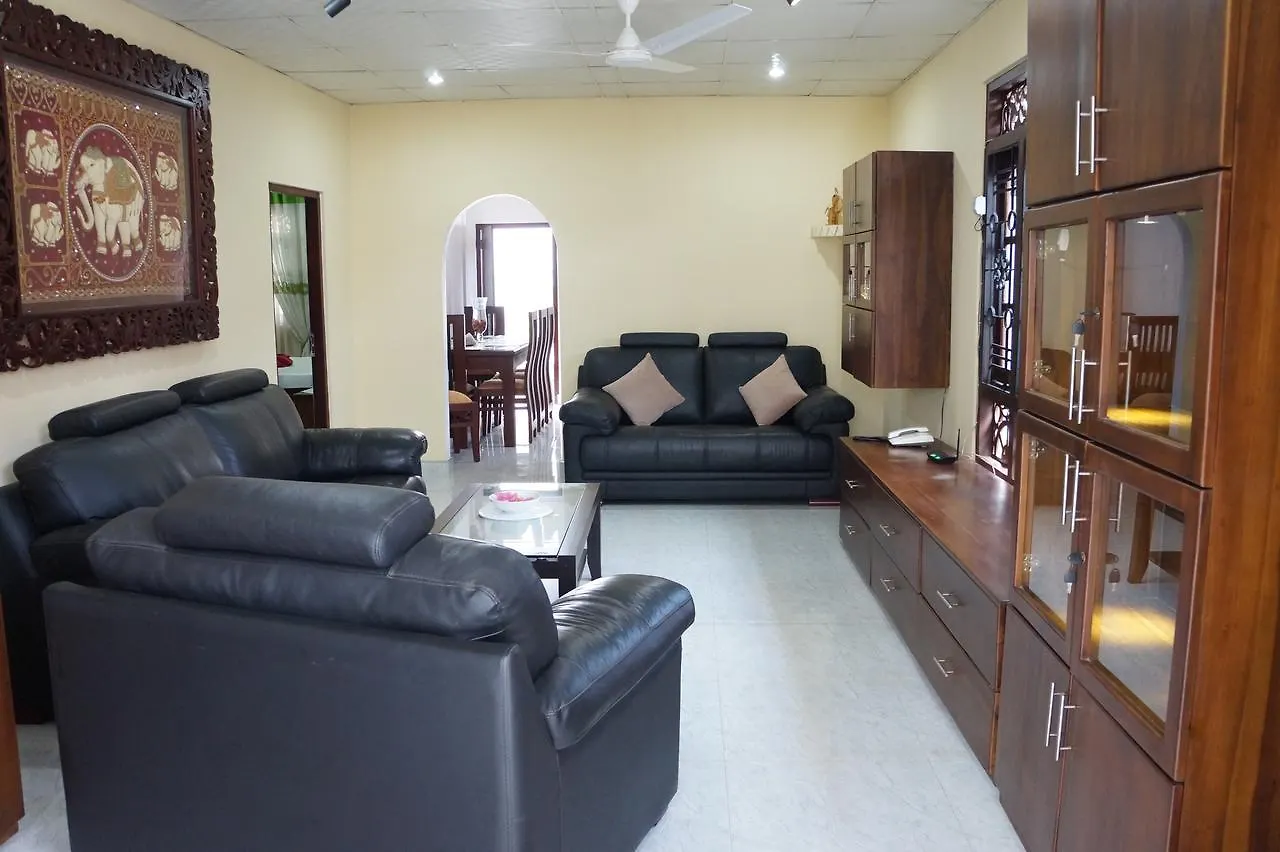 Andy'S Villa Negombo 2*,